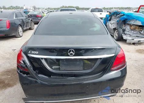 2019 Mercedes-Benz C 300 из США, поврежденный, VIN 55SWF8DB5KU311624